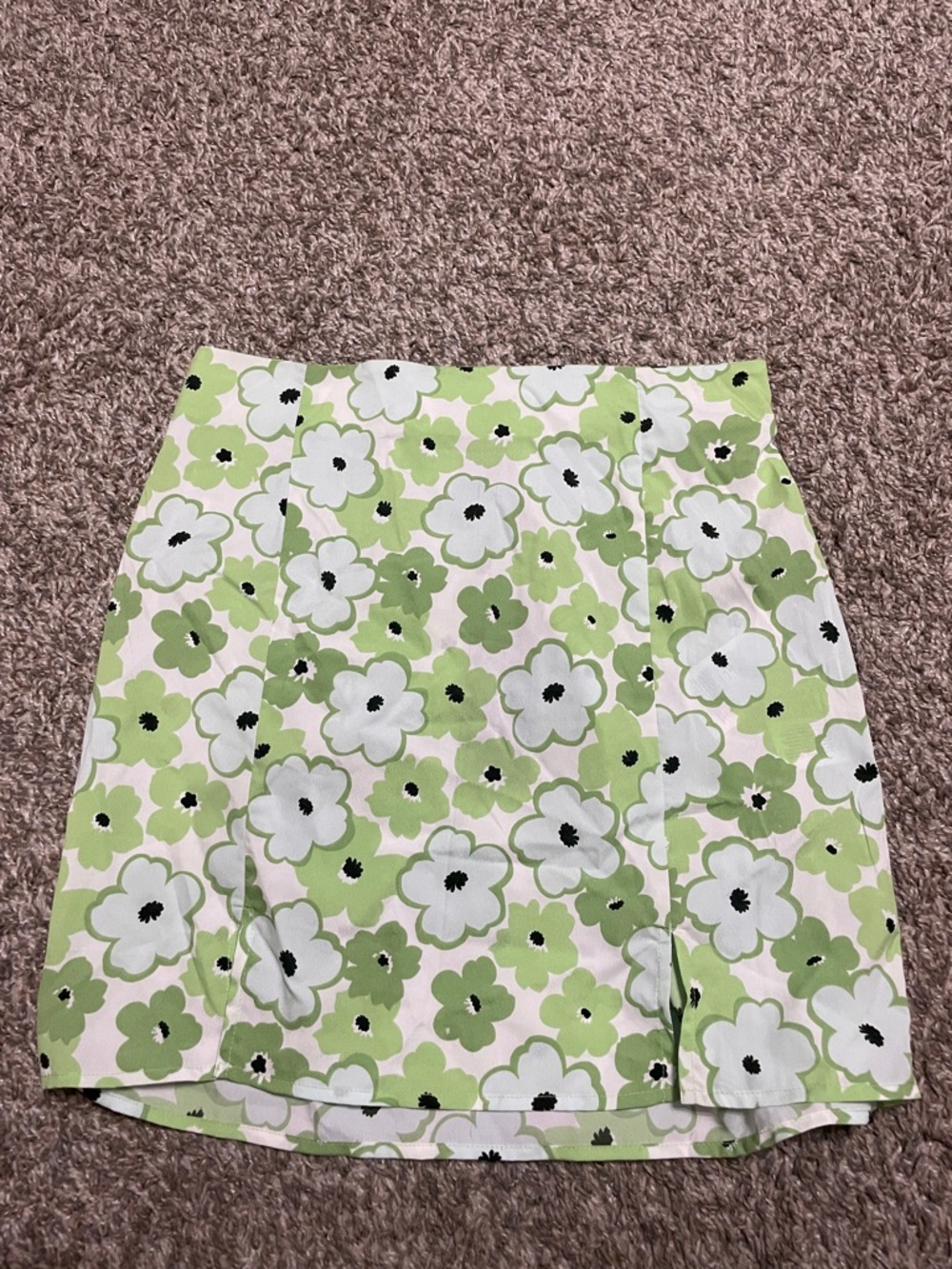 Vero Moda Green and White Floral Mini Skirt